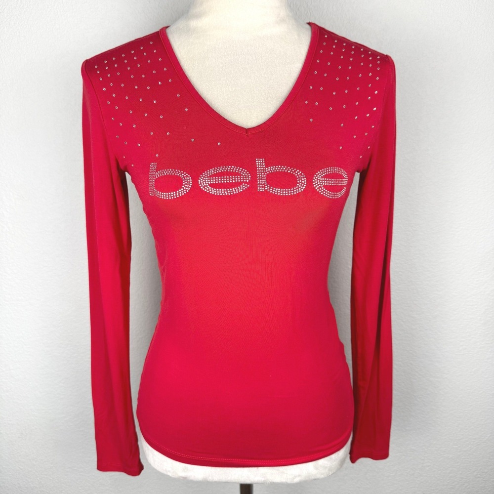 Bebe Crystal Logo Red Rhinestone V-Neck Long Sleeve Top Studded Stretch Sz Small